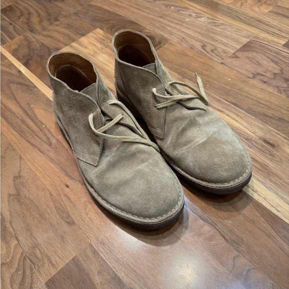 Huckberry Astorflex Brownflex Chukka Boot
 in Stone Suede - Picture 6 of 15